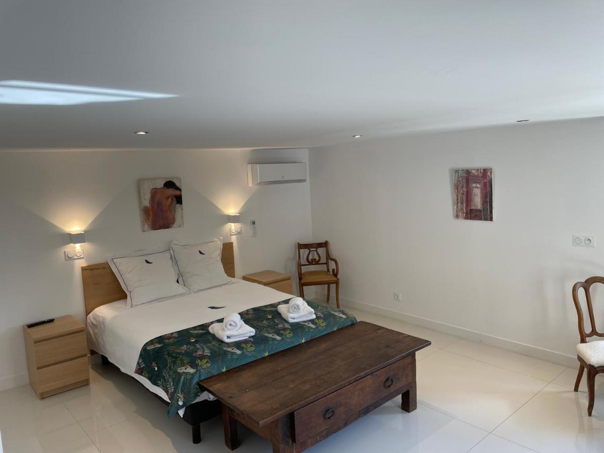 Bed & Breakfast Domaine De Calypso & - Adult Only *